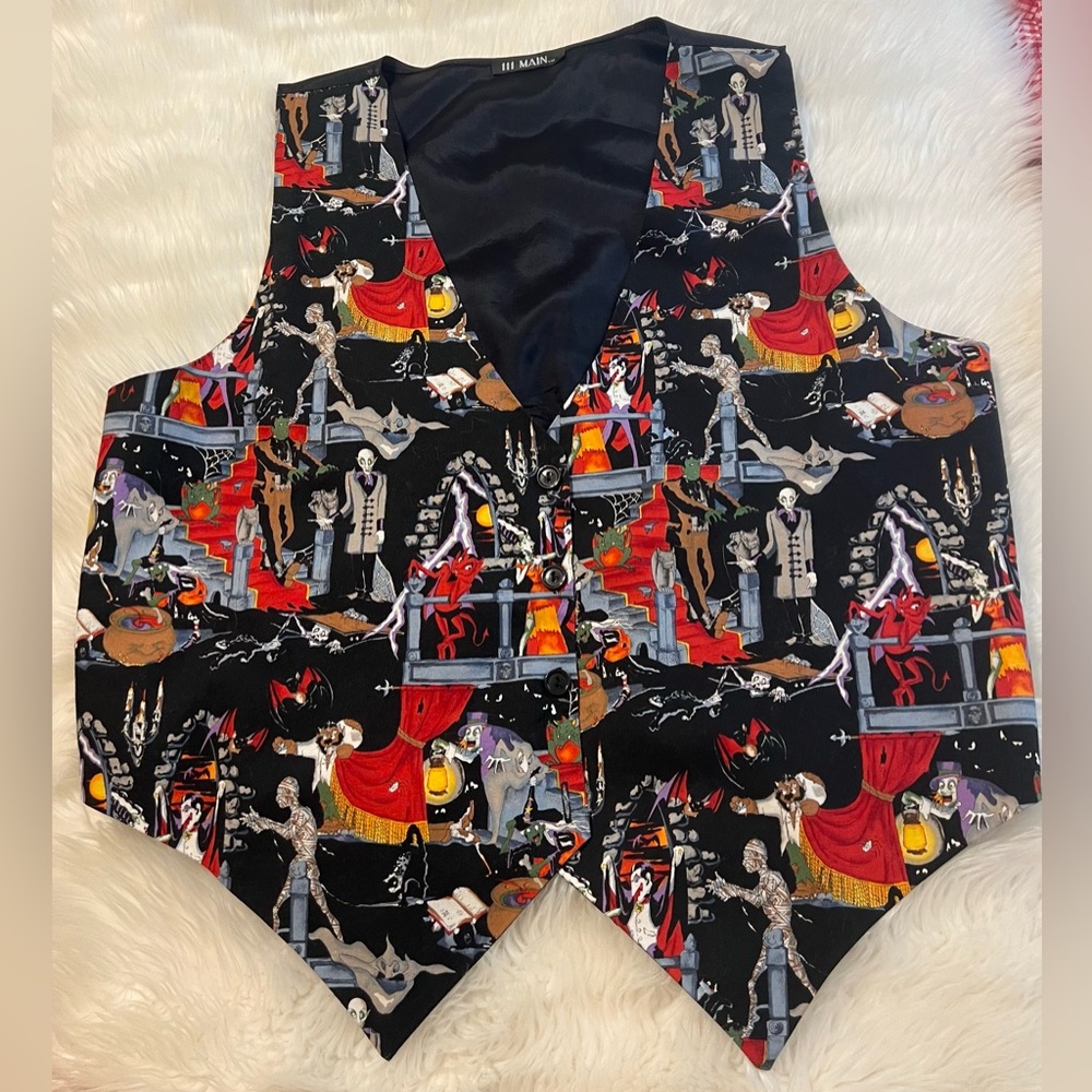 111‎ Main Halloween Black Orange Red Party Vest Size Large ?